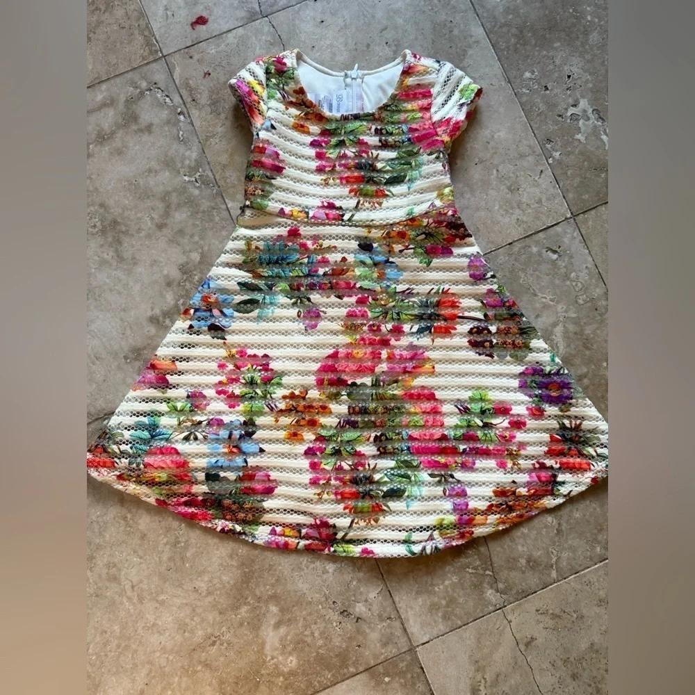 Bonnie Jean, little girls short sleeve airline dress size 5 NWOT